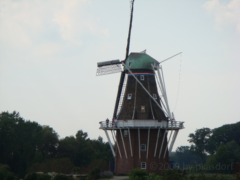 Western Michigan [2009] 525.JPG - Scenes from Windmill Island in Holland, Michigan.